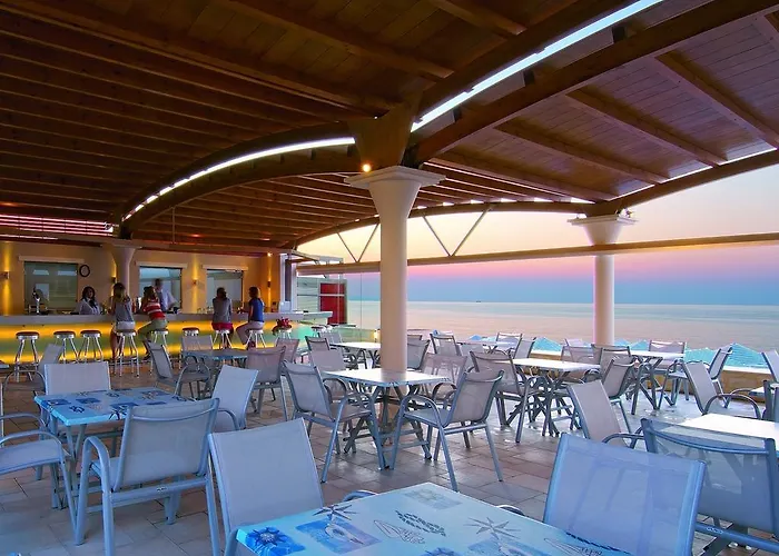 Eva Bay On The - Adults Only Adelianos Kampos